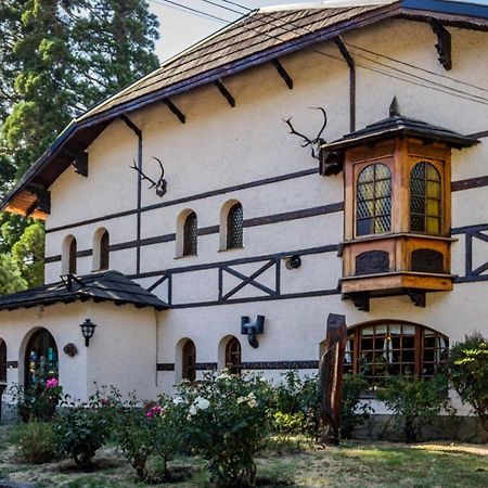 Hosteria La Posta Del Cazador San Martín de los Andes Esterno foto
