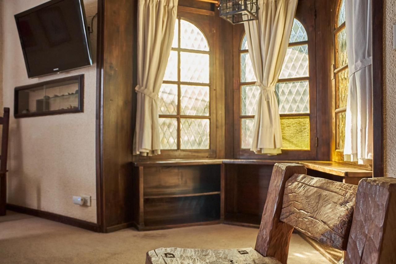 Hosteria La Posta Del Cazador San Martín de los Andes Esterno foto