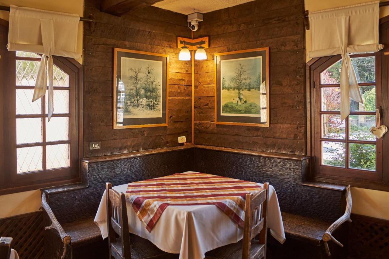 Hosteria La Posta Del Cazador San Martín de los Andes Esterno foto