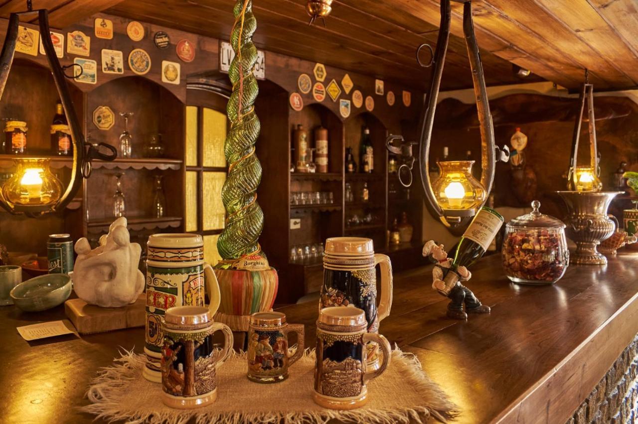 Hosteria La Posta Del Cazador San Martín de los Andes Esterno foto