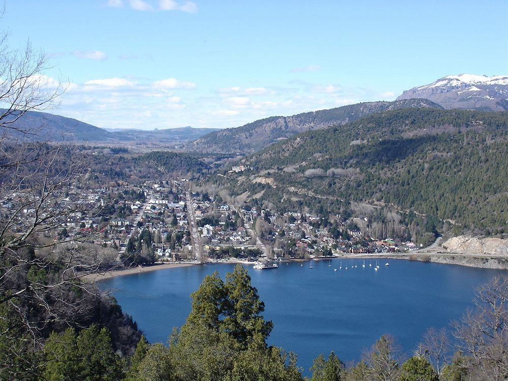 Hosteria La Posta Del Cazador San Martín de los Andes Esterno foto