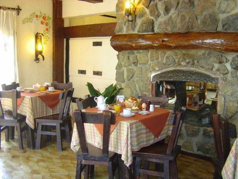 Hosteria La Posta Del Cazador San Martín de los Andes Esterno foto